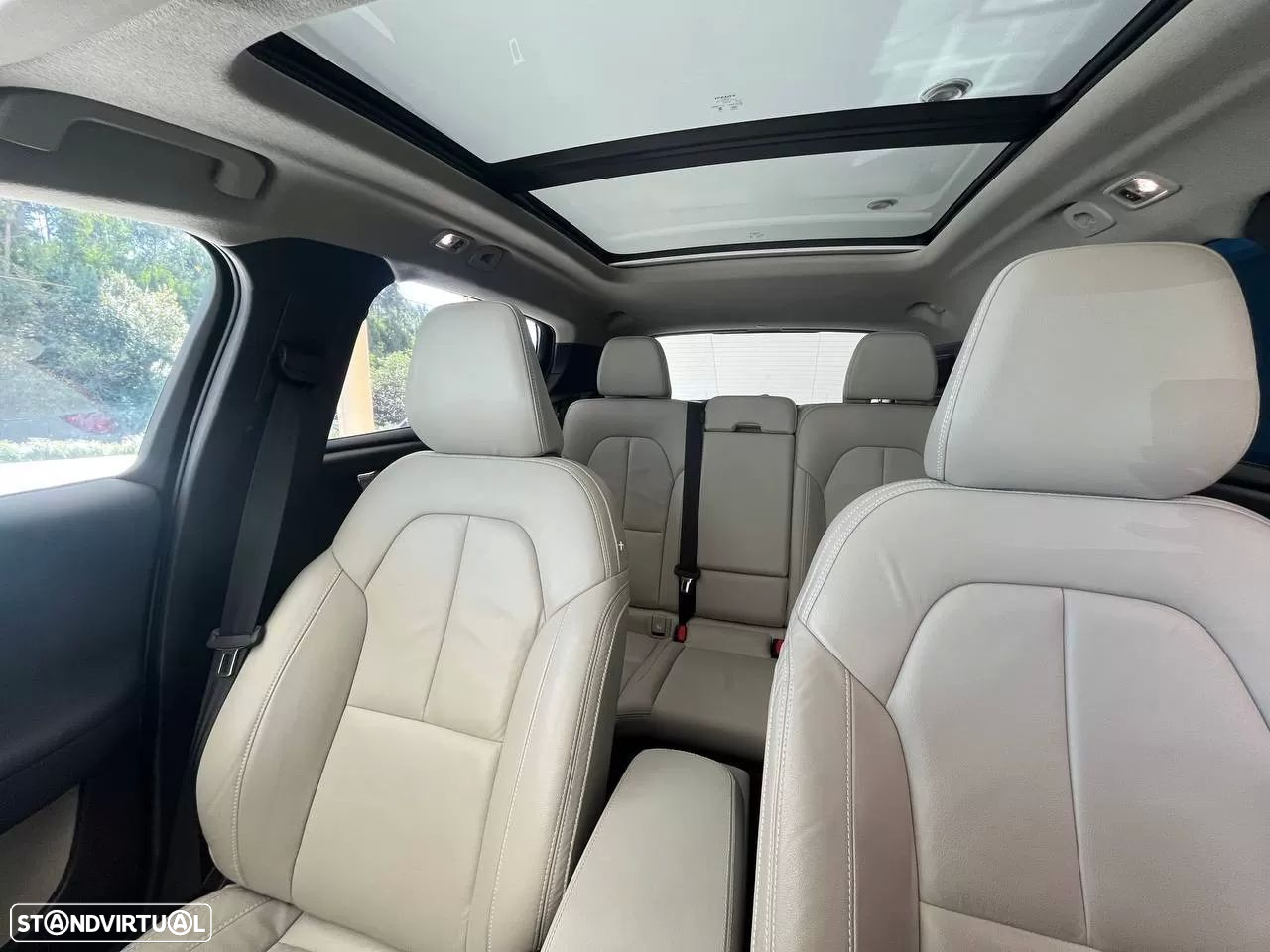 Volvo XC 40 1.5 T2 Plus Dark Auto - 6