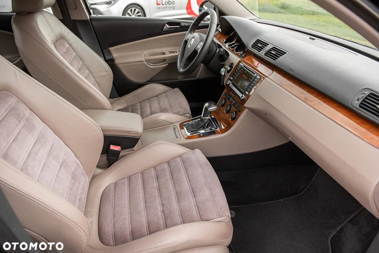 Volkswagen Passat 2.0 TDI DPF Highline DSG - 29