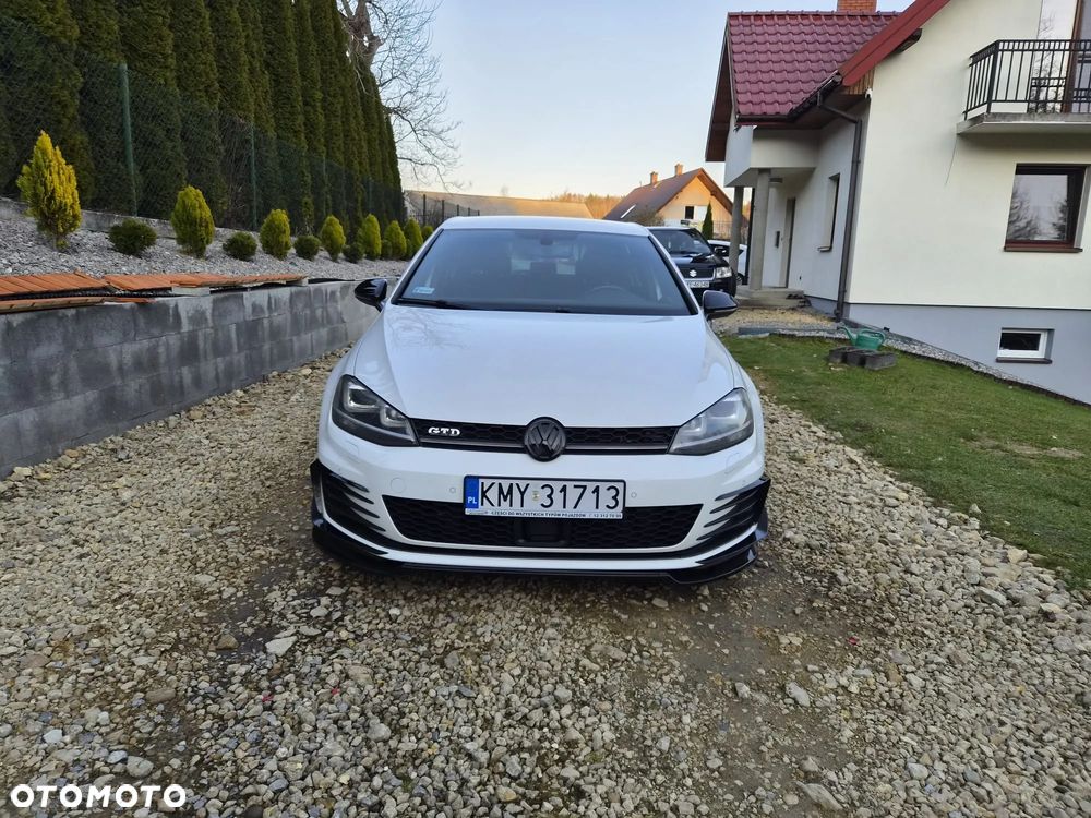 Volkswagen Golf GTD 2.0 TDI SCR DSG - 3