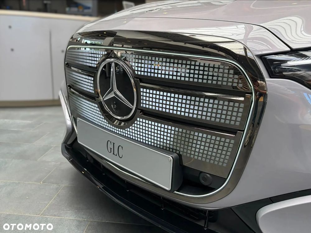 Mercedes-Benz GLC - 10