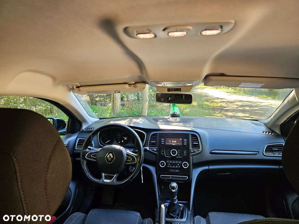 Renault Megane 1.6 SCe Life - 10