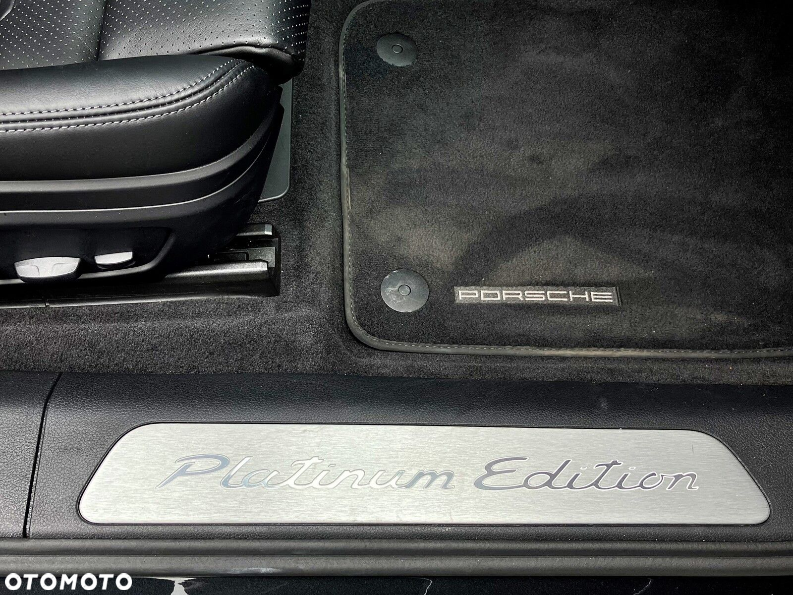 Porsche Panamera - 23