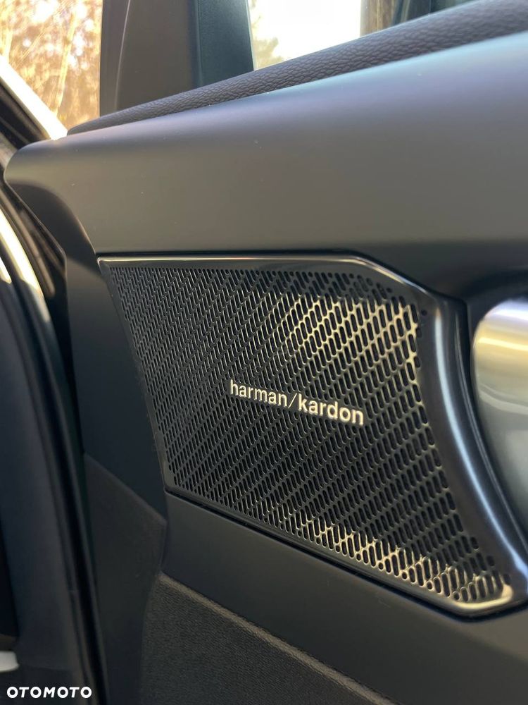 Volvo XC 40 T5 Plug-In Hybrid Plus Dark - 10