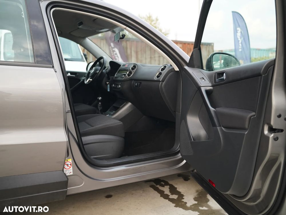 Volkswagen Tiguan - 22