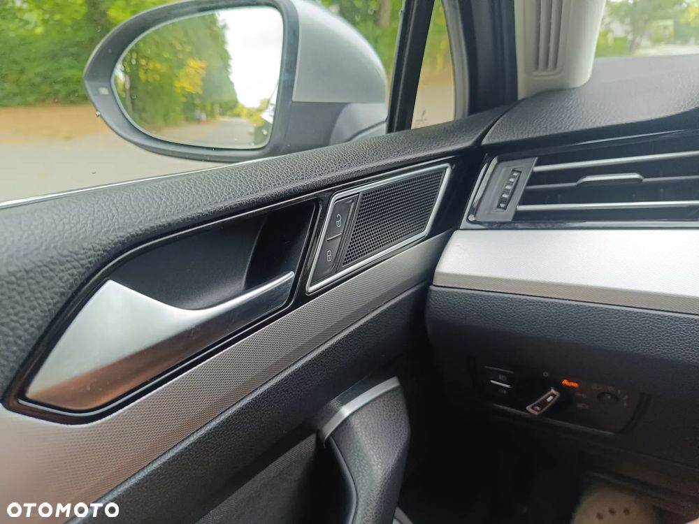 Volkswagen Passat 2.0 TDI BMT Highline DSG - 11