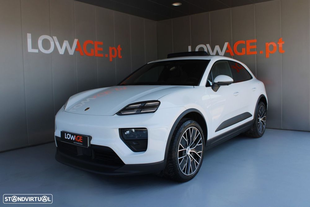 Porsche Macan Electric 4 - 51