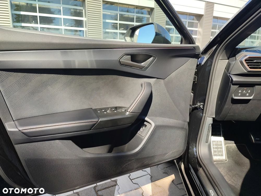 Cupra Leon 1.5 eTSI mHEV DSG - 11