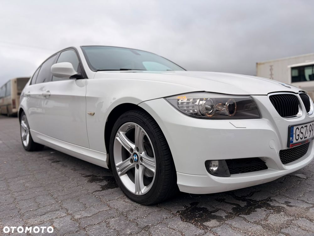 BMW Seria 3 320i - 6