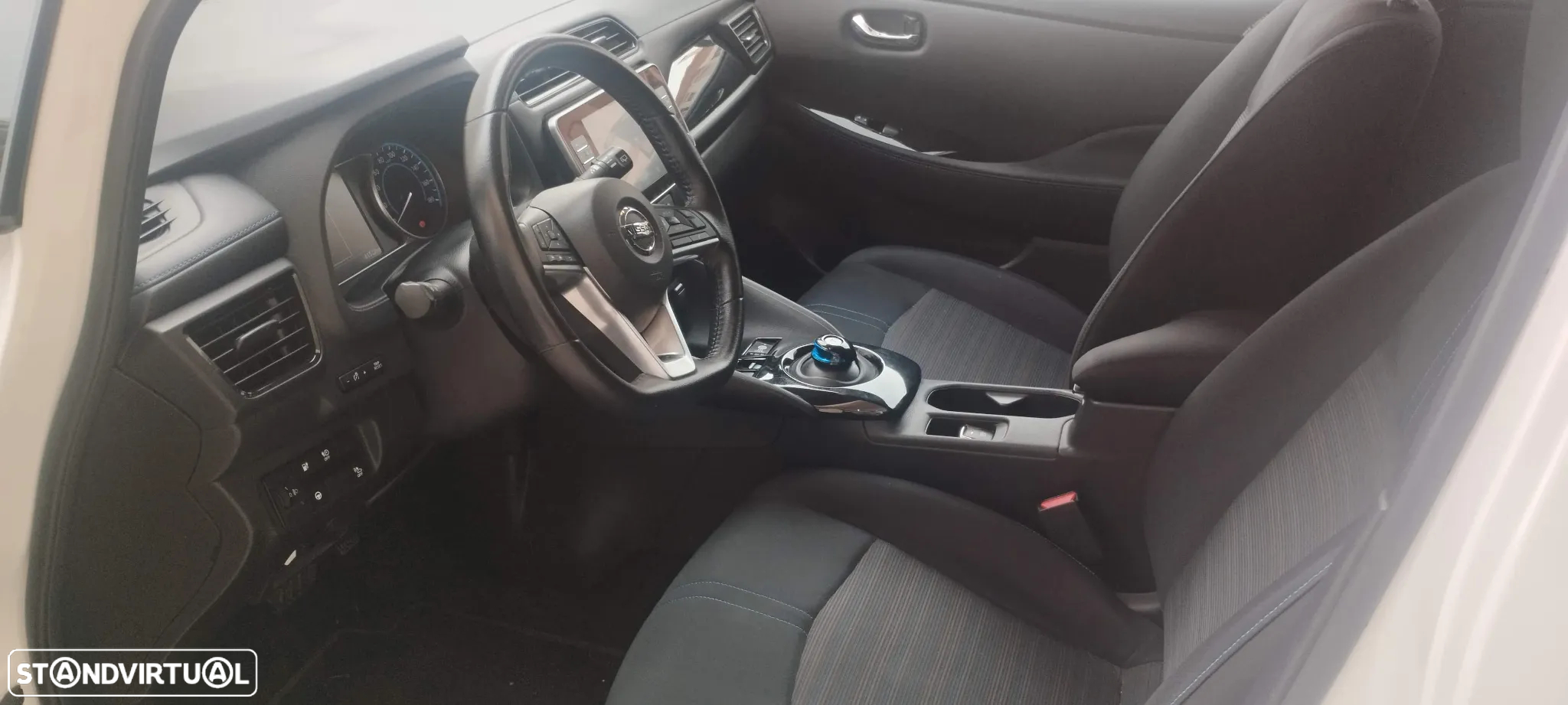 Nissan Leaf N-Connecta - 10