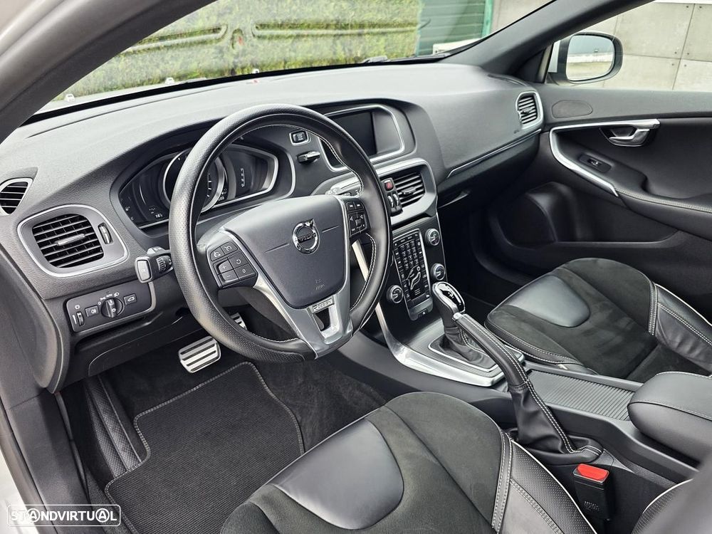Volvo V40 1.5 T3 Sport Edition R Geartronic - 15