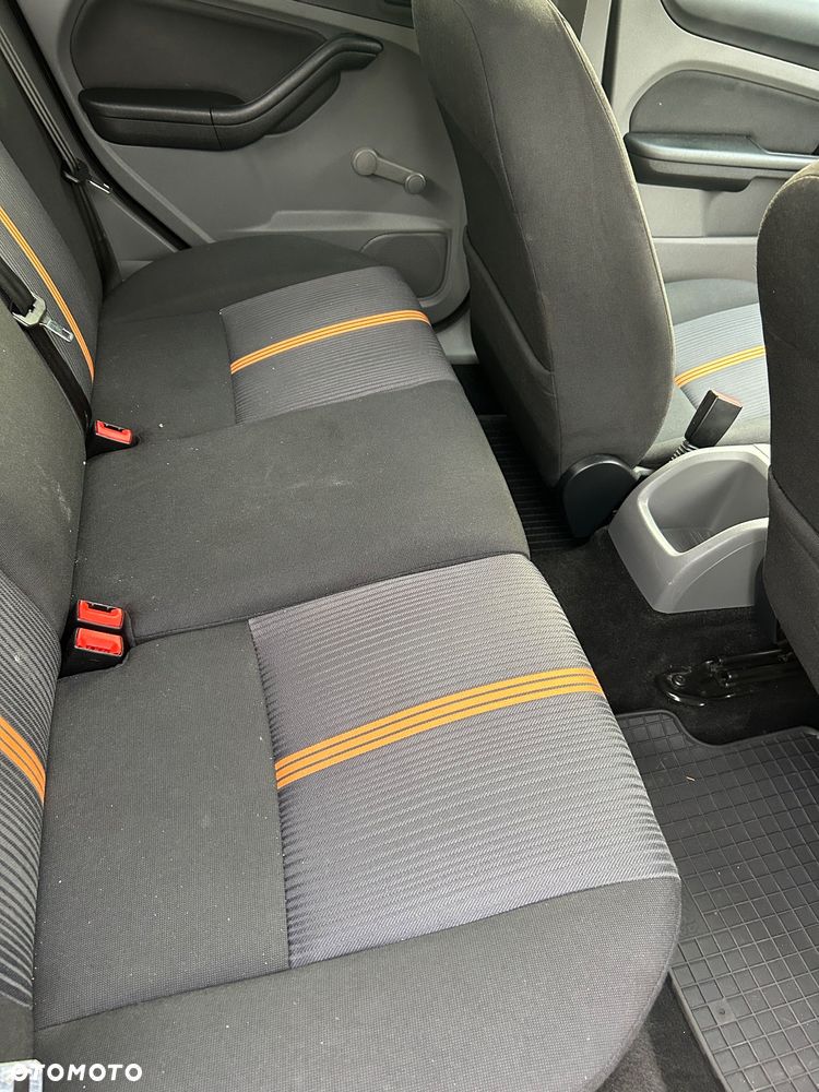 Ford Focus 1.6 FX Gold - 19