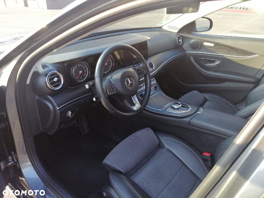 Mercedes-Benz Klasa E 200 9G-TRONIC - 6