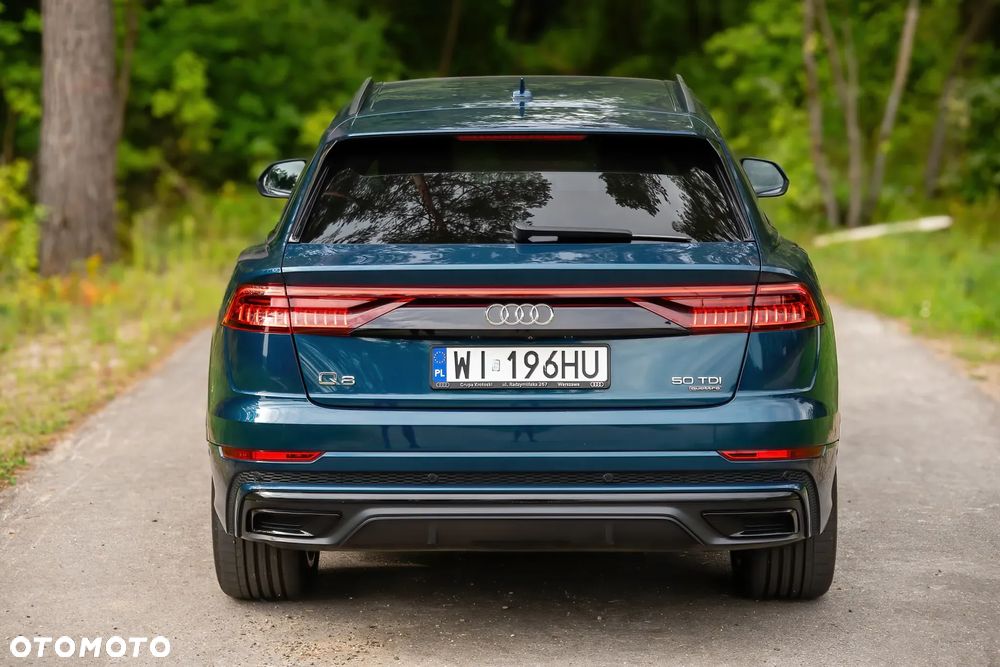 Audi Q8 - 12