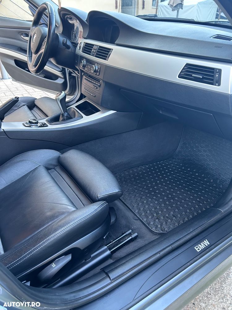 BMW Seria 3 320d DPF - 23
