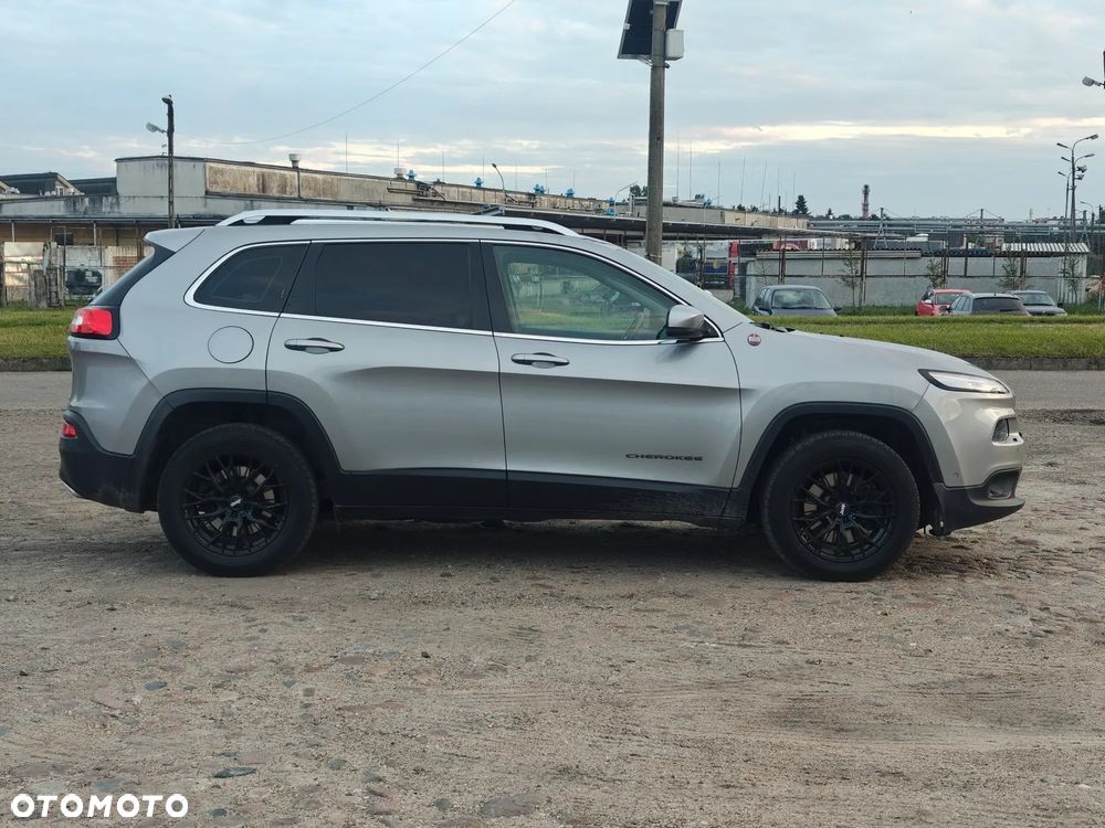 Jeep Cherokee 2.2 MJD Active Drive I Limited - 4