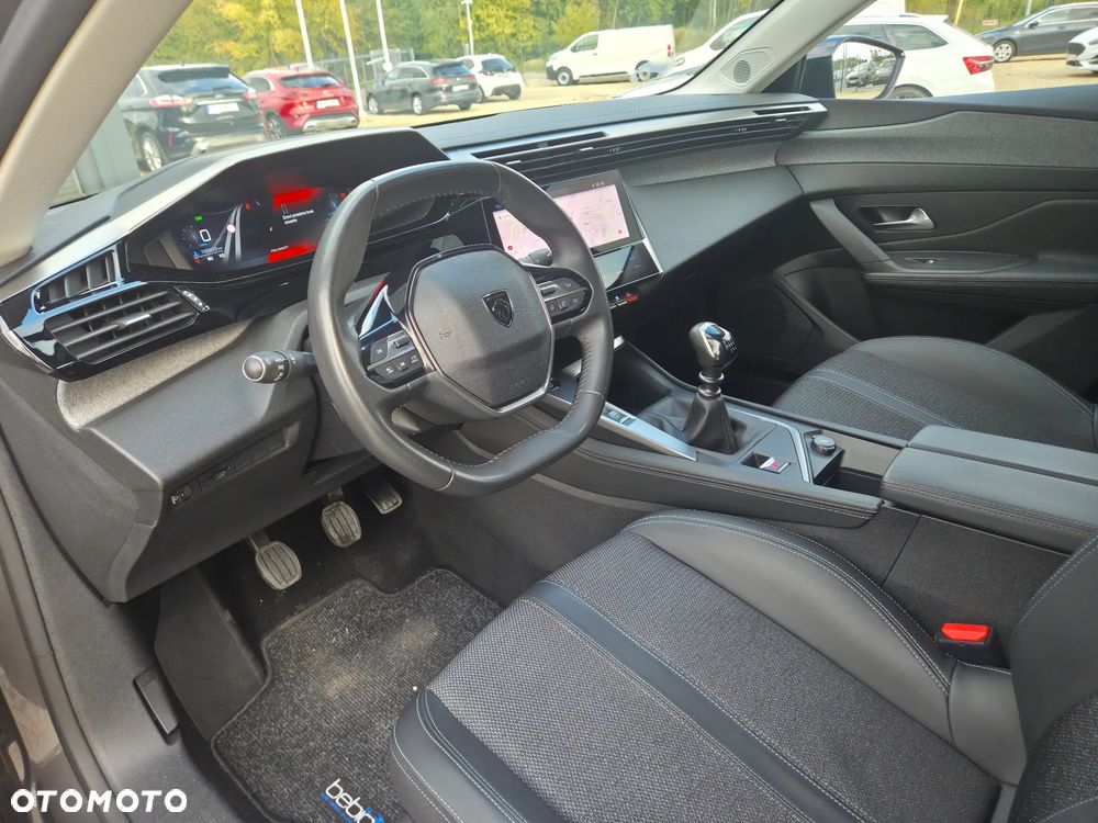 Peugeot 308 1.5 BlueHDi Allure Pack S&S - 26