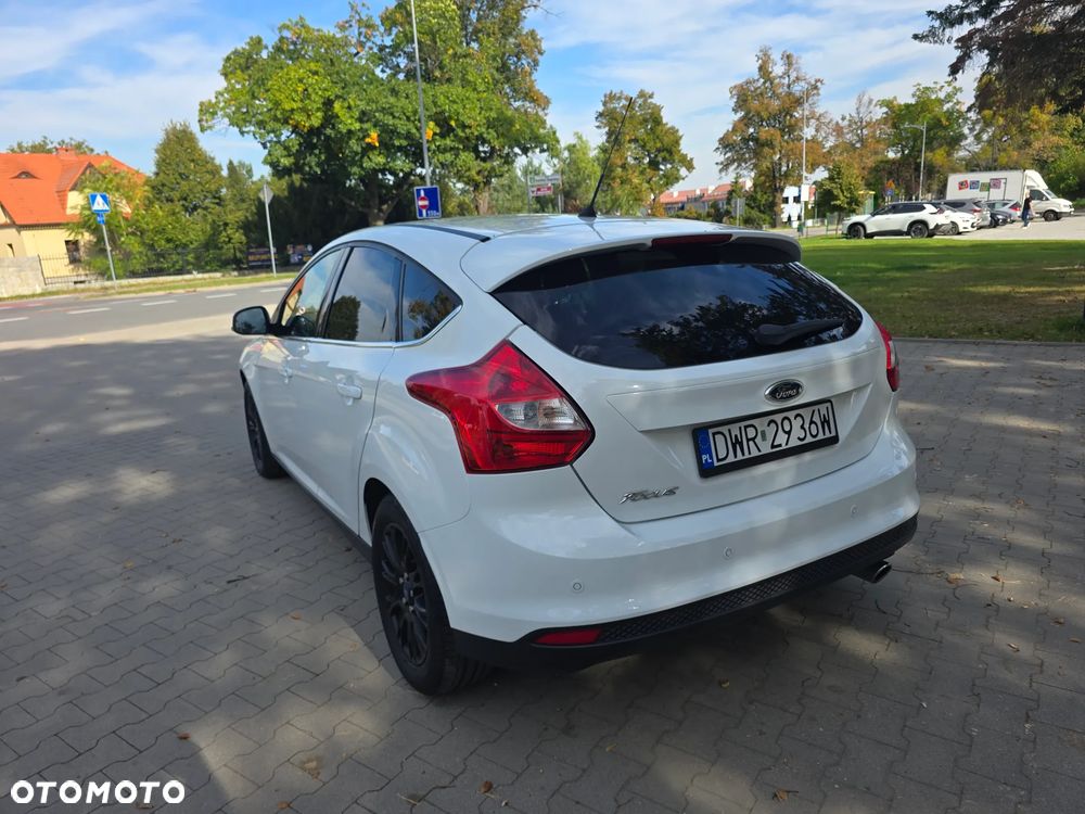 Ford Focus - 27