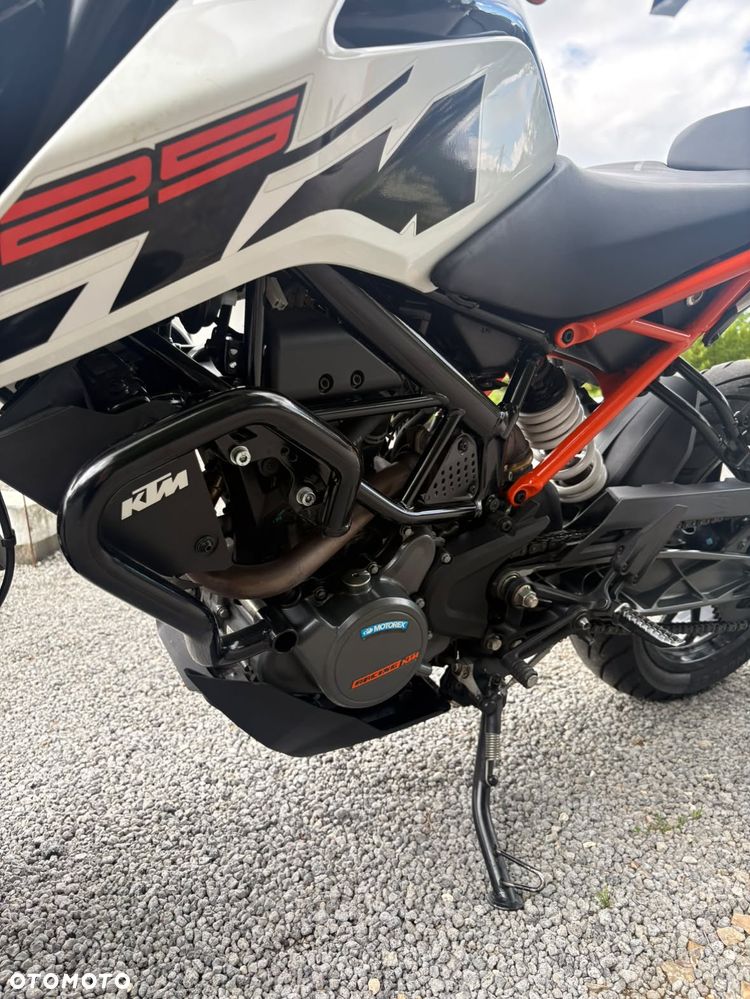 KTM Duke 125 - 10