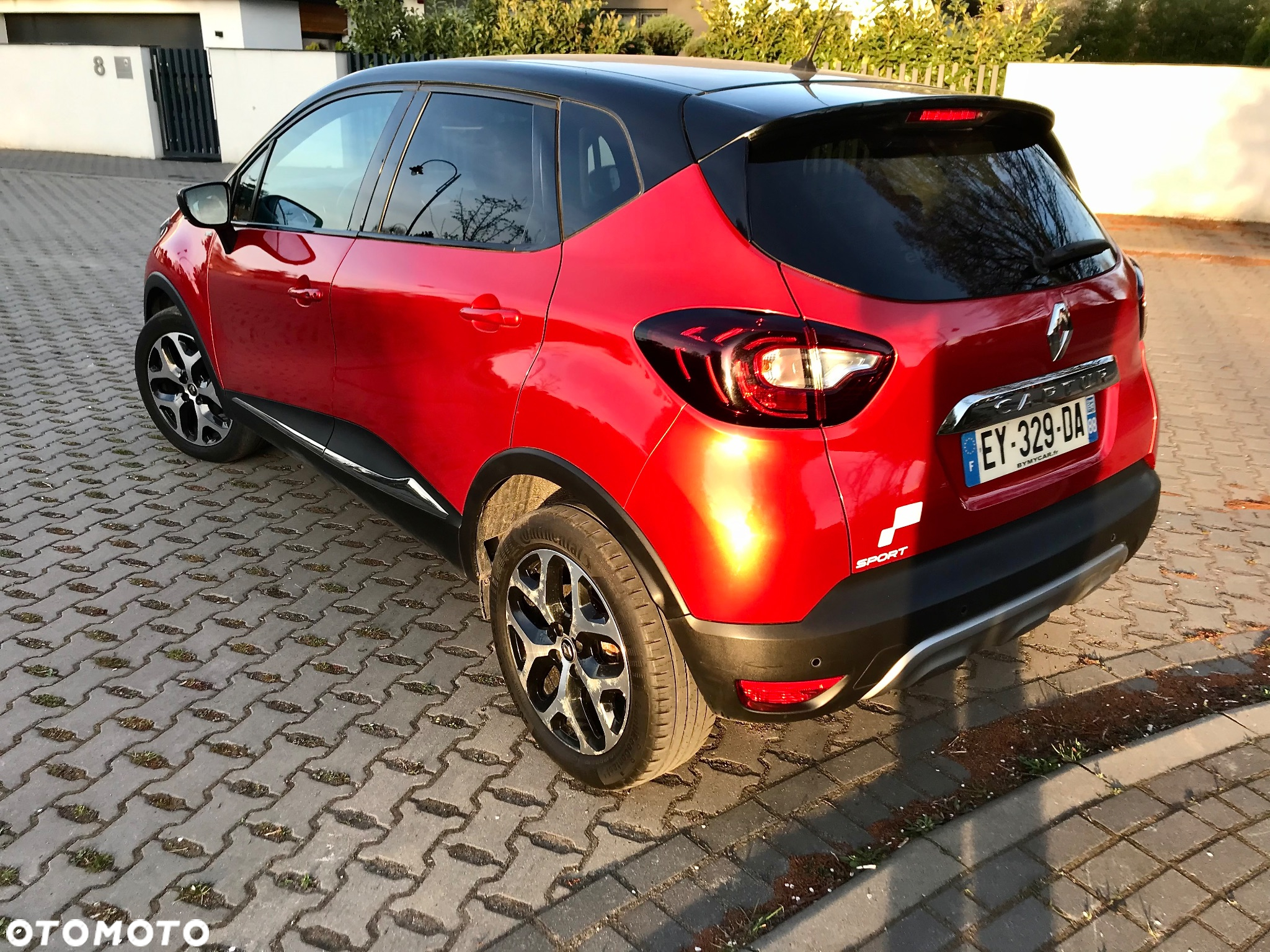 Renault Captur - 16