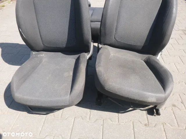 FOTEL FOTELE LEWY PRZÓD PRAWY PRZÓD + TYLNA KANAPA OPEL CORSA D 5D - 30