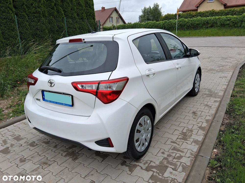 Toyota Yaris 1.0 Active - 5