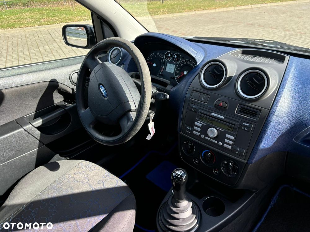Ford Fiesta - 13