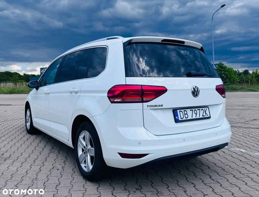 Volkswagen Touran 1.5 TSI EVO Highline - 3