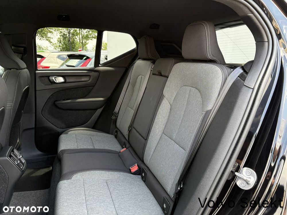 Volvo XC 40 - 22