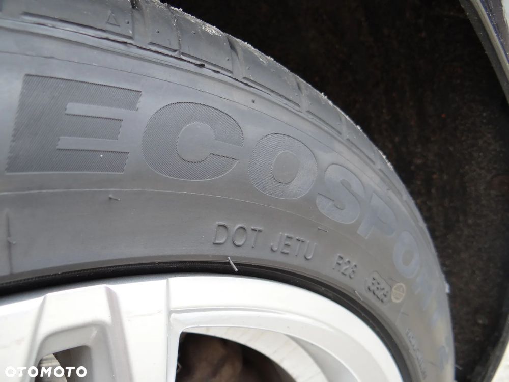 BMW Seria 5 525d - 38
