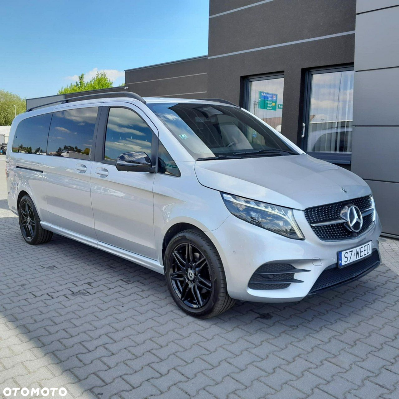 Mercedes-Benz Klasa V - 3