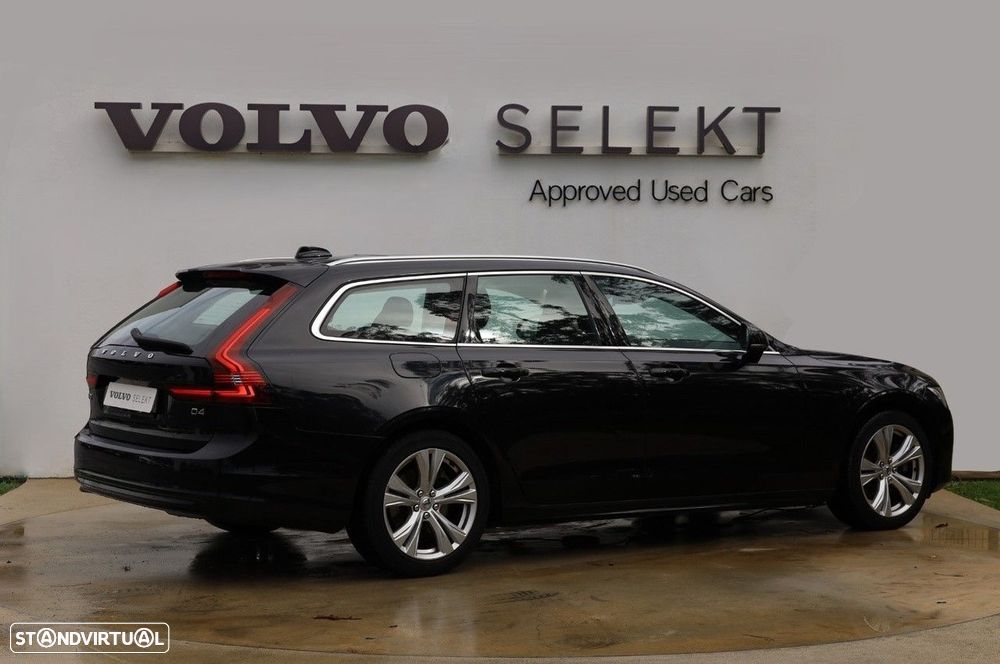 Volvo V90 2.0 D4 Momentum Plus Geartronic - 2
