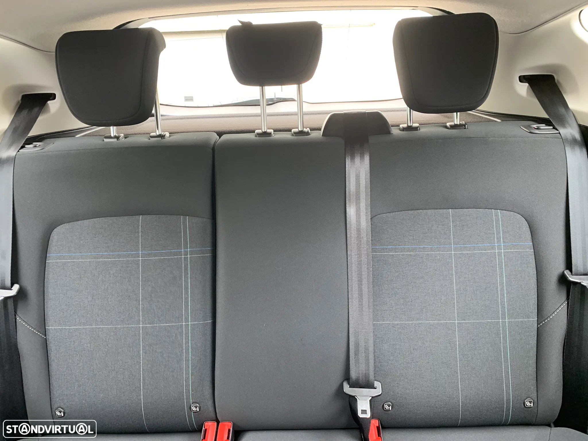 Ford Fiesta 1.0 EcoBoost Titanium - 21