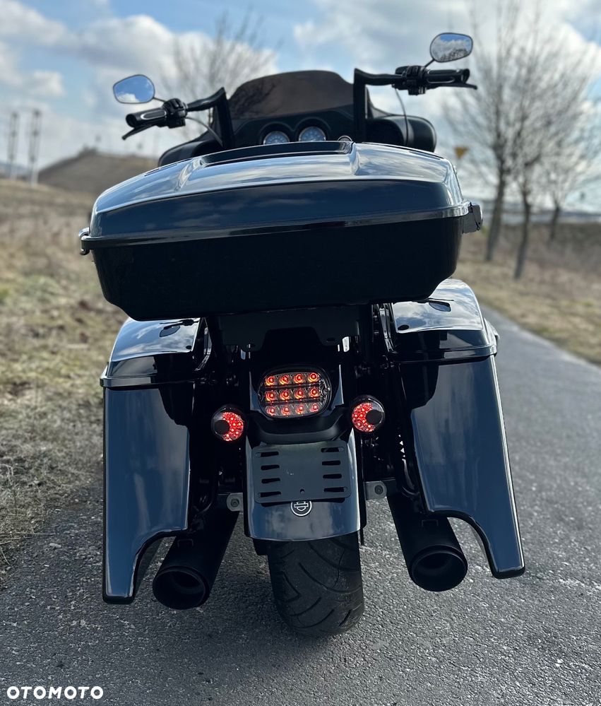 Harley-Davidson Touring Street Glide - 4