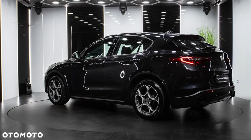 Alfa Romeo Stelvio 2.0 Turbo Sprint Q4 - 5