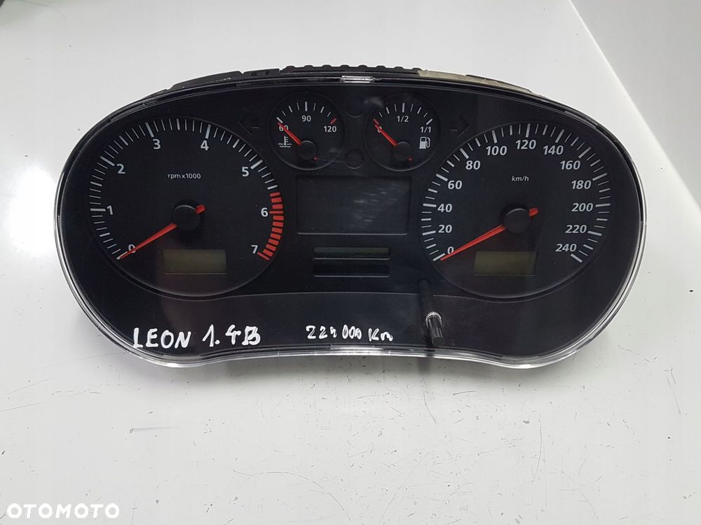 LEON I TOLEDO LICZNIK ZEGARY W01M0920801 225tyś.km - 1