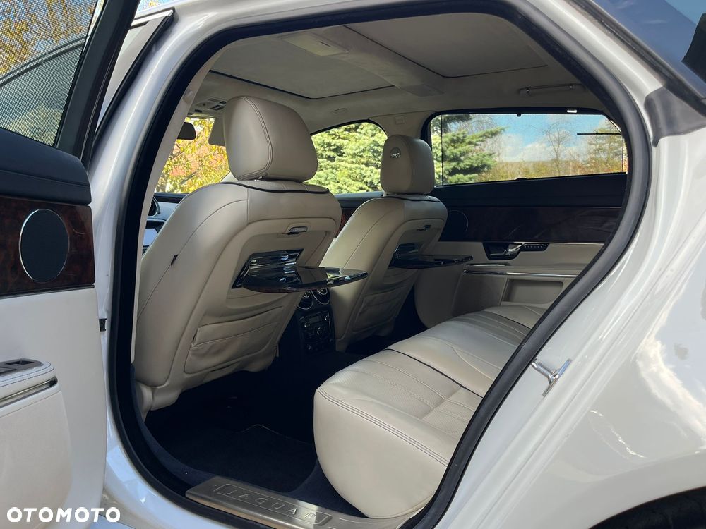 Jaguar XJ 5.0 V8 Premium Luxury - 13