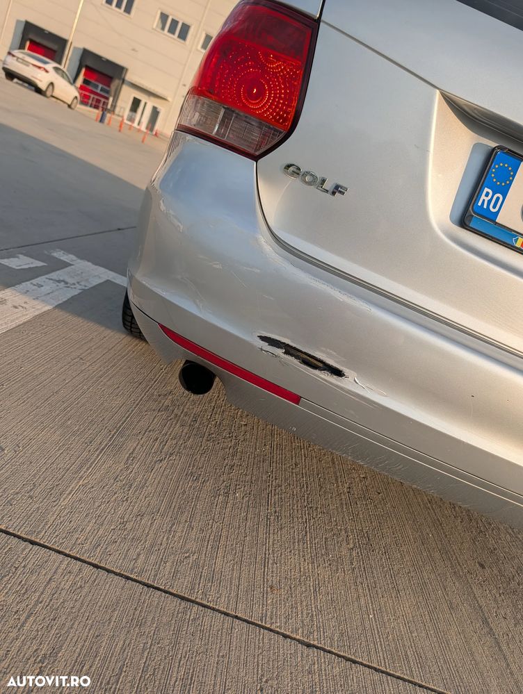 Volkswagen Golf 1.6 TDI DPF Trendline - 15