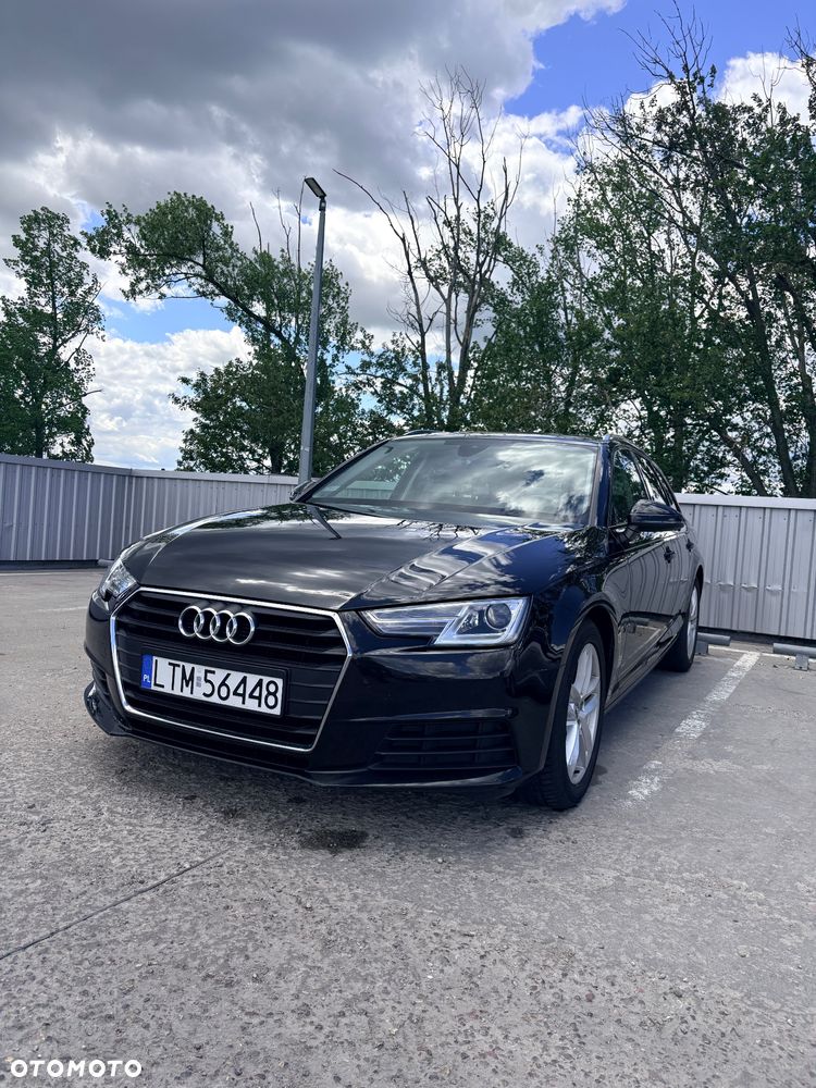 Audi A4 Avant 2.0 TDI S tronic - 1