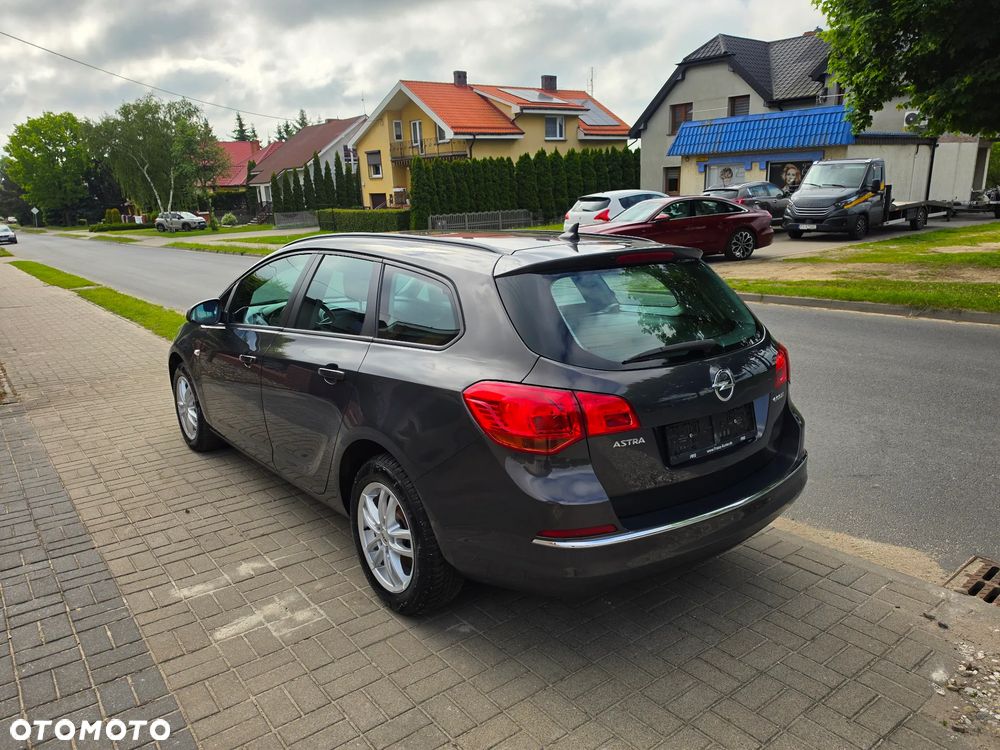 Opel Astra - 3