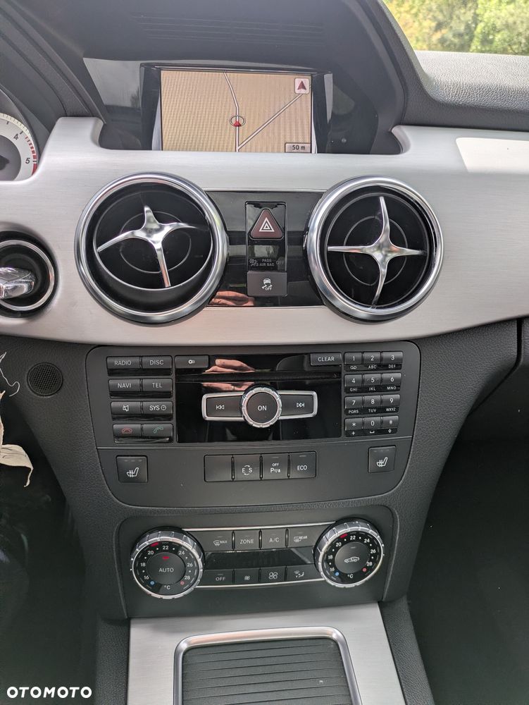 Mercedes-Benz GLK 220 CDI DPF BlueEFFICIENCY 7G-TRONIC SPORT EDITION - 19