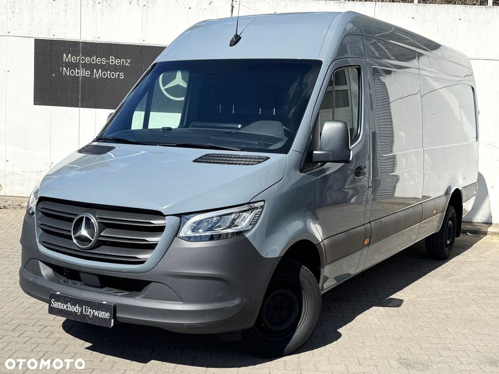Mercedes-Benz Sprinter - 2