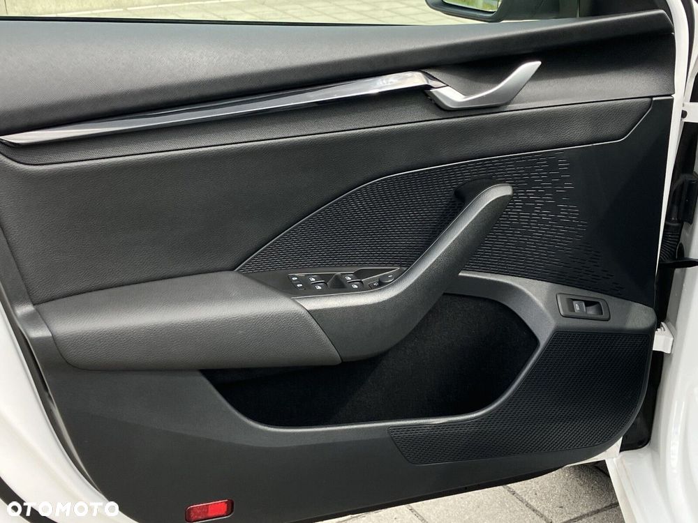 Skoda Octavia 1.5 TSI mHEV Edition 130 Selection DSG - 13