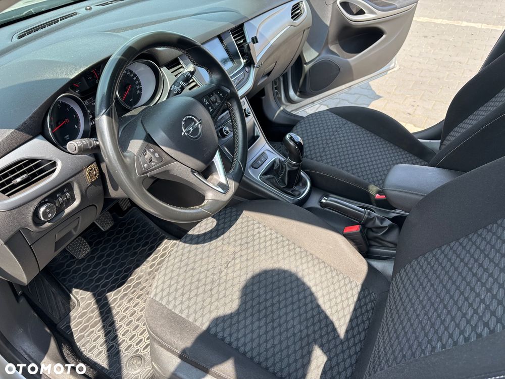 Opel Astra 1.4 T Enjoy - 10