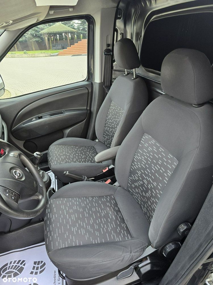 Opel Combo - 12