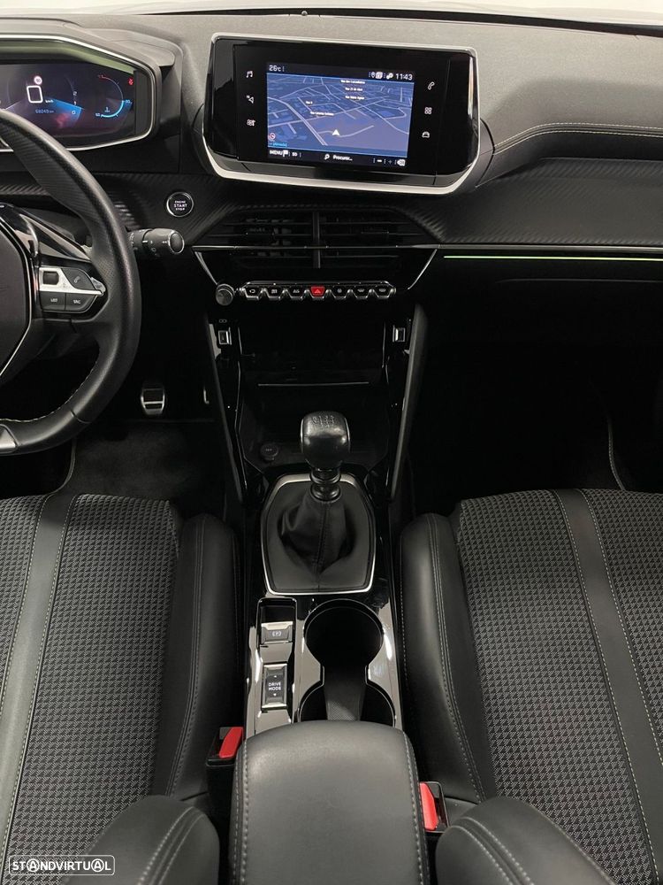 Peugeot 2008 1.2 PureTech GT - 28