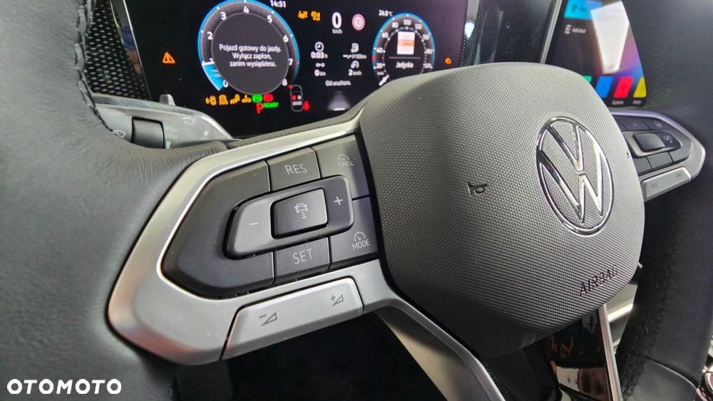 Volkswagen Tiguan - 23