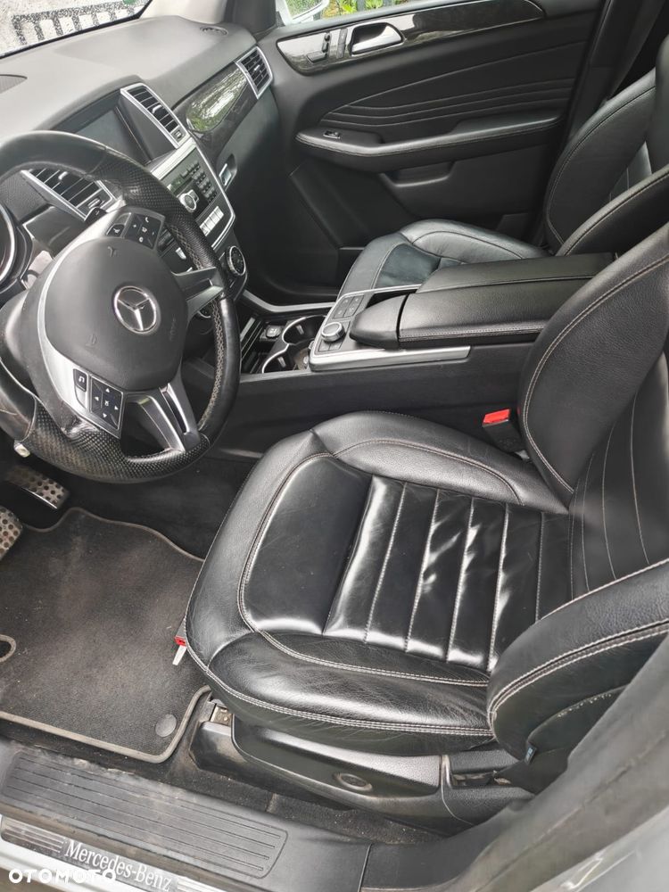 Mercedes-Benz ML - 6
