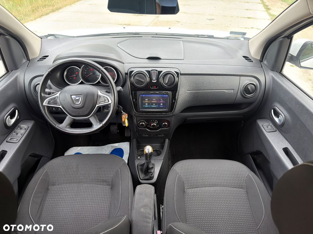 Dacia Lodgy 1.6 SCe Outdoor S&S - 24