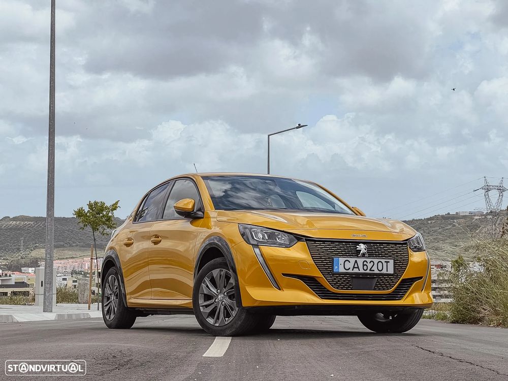 Peugeot 208 - 1