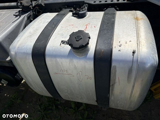 ACTROS MP4 AROX ANTOS zbiornik paliwa bak  100 70 65 łapy smok - 1